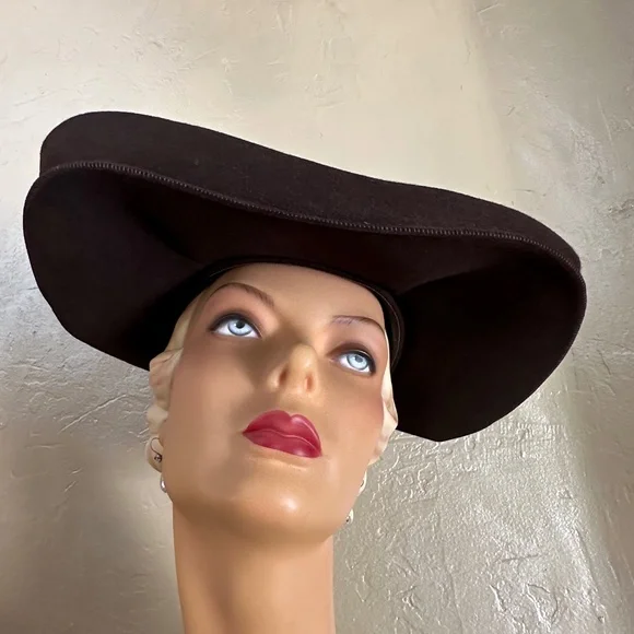 ENCHANTING 1940\'s CHOCOLATE BROWN FELT WIDE BRIM HAT ENCHANTING 1940 main image 3